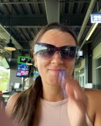 Emily Pilling's Instagram, Twitter & Facebook