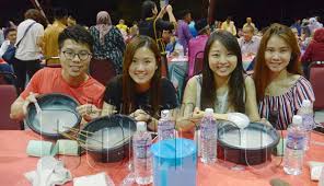 Salah satu keunikan negara malaysia adalah kerana malaysia adalah sebuah negara yang berbilang kaum. Labuan Negeri Paling Harmoni Di Malaysia Utusan Borneo Online