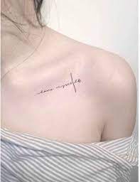 01 Minimalist Tattoos For Every Gir Small Shoulder Tattoos Shoulder Tattoos For Women Collar Bone Tattoo