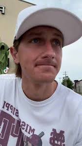 Thomas Creasy's Instagram, Twitter & Facebook