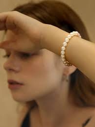 PERNNLA PEARL Cultured Freshwater Single Bracelet Handmade Genuine Leather  Wrap Bracelet Agate Malachite Tiger Eyes with Charm Jewelry Synthetic  Beaded Gold Bracelet, 8mm, Gold plated, : Buy Online at Best Price in