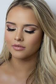 Carmen Joya's Instagram, Twitter & Facebook