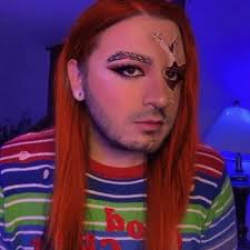 Leslie Mireles 🌙 (@lesliefmireles)