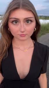 Abbey Yates's Instagram, Twitter & Facebook