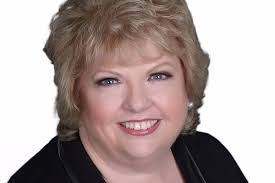 Brenda Locke's Instagram, Twitter & Facebook