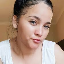 Shannon Stringer's Instagram, Twitter & Facebook