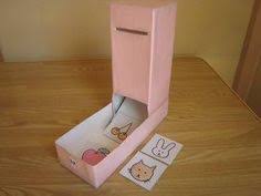 牛乳パックのポスト １歳 モンテッソーリ子どもの家 ｅｙｅ 愛 牛乳パック モンテッソーリ 手作りおもちゃ