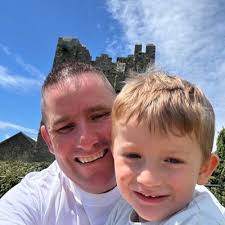 Eddie Quinn (@eddieq2511)