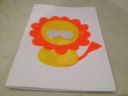 All you need is to have dried flowers of small sizes that have lost their moisture completely. Gluing Lion Face Making A Card Out Of Felt Felt Greeting Card Kids Cards Kids Birthday Card Lion Birthday Card Image 7