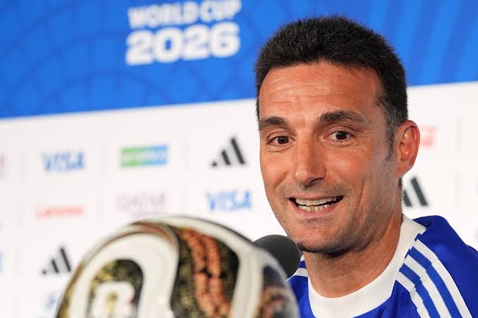 HLV Lionel Scaloni và hành trình lặng lẽ: Từ chiếc ghế nóng của ĐT Argentina đến ngôi đền bất tử của bóng đá
