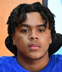 All-Lowcountry football: Fort Dorchester's Keith Desaussure did it all for  Patriots