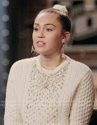 Evans la blanca la canadienne la fiorentina la leche league intimates la made la mer collections la perla la piccola danza la regale laco/1925. Wornontv Miley Cyrus S Embellished Cable Knit Sweater On The Voice Miley Cyrus Clothes And Wardrobe From Tv