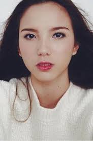 Reparto de Halfworlds (serie 2015). Creada por Joko Anwar, Collin Chang