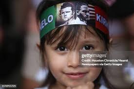 209 Mayra Hernandez Stock Photos, High-Res Pictures, and Images