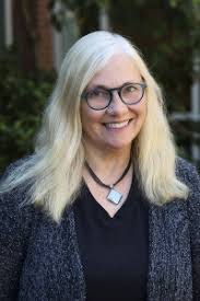 Jasmine Samara's Instagram, Twitter & Facebook