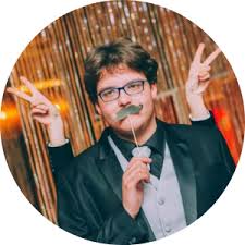 Ministerul sănătății a anunțat că o asistentă medicală, în vârstă de 55 de ani, a fost vaccinată la 21 ianuarie cu doza de rapel și a decedat la 28 ianuarie. Traducere NouÄƒ O PerspectivÄƒ EuropeanÄƒ LegatÄƒ De Campania De Vaccinare Impotriva Covid 19 Romania EuropeanÄƒ