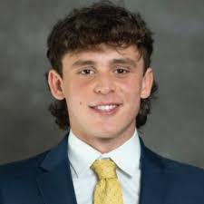 Tami Schuster's Instagram, Twitter & Facebook