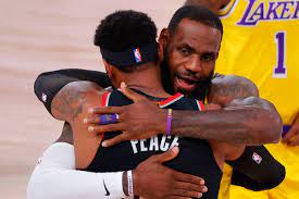 Small forward and power forward shoots: Carmelo Anthony Leaves Blazers To Join Lebron Lakers Blazer S Edge