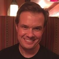 Steven Lavery's Instagram, Twitter & Facebook