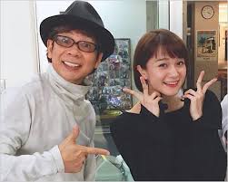 株式会社ベイエフエムは、千葉県を放送対象地域として超短波放送（fmラジオ放送）をする特定地上基幹放送事業者である。千葉県千葉市美浜区の幕張新都心に本社を置く。愛称はbayfm。 キャッチフレーズは「love our bay love our future」（ラヴ・アワ・ベイ・ラブ・アワ. Cgvdnius7gjgm