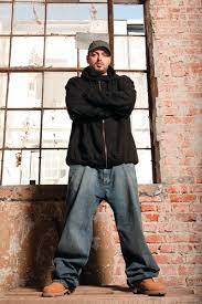 He is also a music producer and together with cheloo and freakadadisk he set. Ombladon Music Videos Stats And Photos Last Fm
