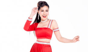 27 march 1983) is a thai luk thung and morlam singer. à¸«à¸ à¸‡à¸¥ à¸£ à¸§à¸¡à¸‡à¸²à¸™à¸ à¸šà¸— à¸¡à¸—à¸³ à¸‚à¸­à¹ƒà¸ˆà¹€à¸˜à¸­à¹à¸¥à¸à¹€à¸šà¸­à¸£ à¹‚à¸—à¸£ à¸­ à¸à¸„à¸£ à¸‡