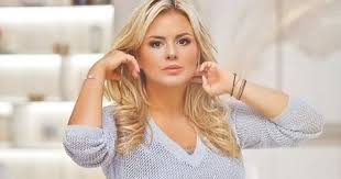 «если продюсеры готовы заплатить нам хотя бы по 500 тысяч». Anna Semenovich Otkrovenno Vyskazalas Po Povodu Romana S Dmitriem Gubernievym