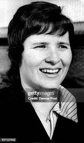 360 Shirley Thompson Stock Photos, High-Res Pictures, and Images