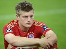 Toni kroos is a german professional footballer who plays as a midfielder for the german national team toni has many interesting tattoos on his body. Fc Bayern Toni Kroos Gesteht Suff Absturz Nach Pleite Gegen Chelsea Kurz Vor Notarzt Fussball