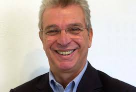 L'aperitivo è servito sulle poltrone della sala Ratti • BCC La Voce