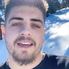 Aaron Luker's Instagram, Twitter & Facebook