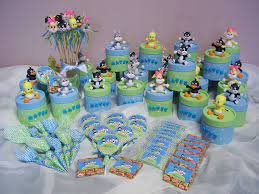 Souvenirs Pinches Y Candy Bar Looney Toons Baby Looney Tunes Boy Baby Shower Themes Looney Tunes Party