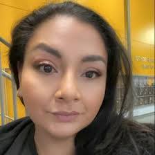 Stephanie Rascon's Instagram, Twitter & Facebook