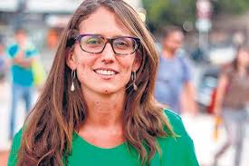 ELIZABETH GÓMEZ ALCORTA: "PENSAMOS ESTE CONSEJO COMO UN ESPACIO PLURAL,  DIVERSO Y DE VOCES CRÍTICAS"