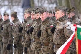Sedang berlangsung live streaming austria vs makedonia utara grup c euro 2020, akses mola tv di. Unik Dan Keren Ini 12 Seragam Tentara Berbagai Negara Di Dunia