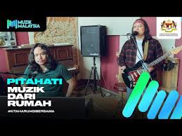 Pitahati bintang biru kristal salju lirik. Video Pitahati Lirik