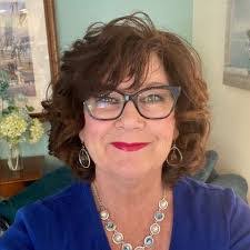 Robin Sands's Instagram, Twitter & Facebook