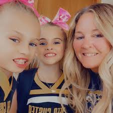 What are the best options for black wooden horse fencing?