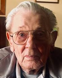 Richard W. 'Dick' Kuhn Sr., Formerly of Hampton Bays, Dies May 14