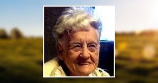 Brianna Brookman's Instagram, Twitter & Facebook