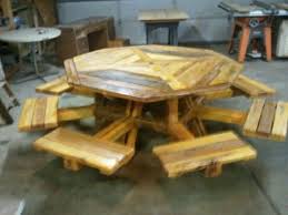Octagon Picnic Table Made From Recycled Pallets How Coo Wood Pallet Furniture Wooden Pallet Projects Wood Projects