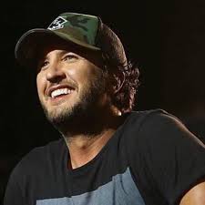 Oh my GOD ! This hat, his hair,...