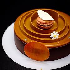 Caramel Chocolate Mousse Apricot Confit Almond Dacquoise Almond Crunch Entremet For My Class At Sweetobsessionbkk Bachour Bachourchocolate Almond Crunch Dessert Buffet Chocolate Caramels
