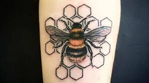 Published by june 28, 2017. 190 Bee Autiful Honey Bee Tattoo Designs With Meanings Ideas And Celebrities Body Art Guru