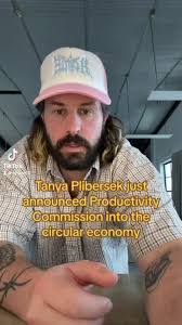 Marcus Crook's Instagram, Twitter & Facebook