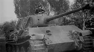 The panther ii tank was a german tank design proposal, based on the panther tank during the second world war. Panther Tank Gif Tiger Tank Gifs Find Share On Giphy Panzer Iiis Were Only Transferred To Secondary Roles After The Defeat At Kursk In 1943 When The Panther