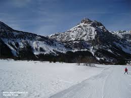 Vieni a scoprire gli impianti, i sentieri, le piste, le attività per lo sport e per il relax nel bardonecchia. Piste Di Fondo Di Bardonecchia