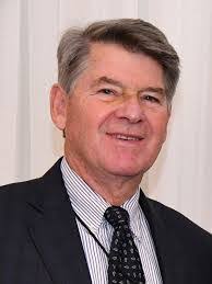 Ken Holt's Instagram, Twitter & Facebook