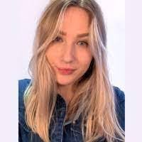 Alicia Parton's Instagram, Twitter & Facebook