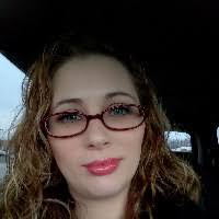 Amanda Dyess's Instagram, Twitter & Facebook